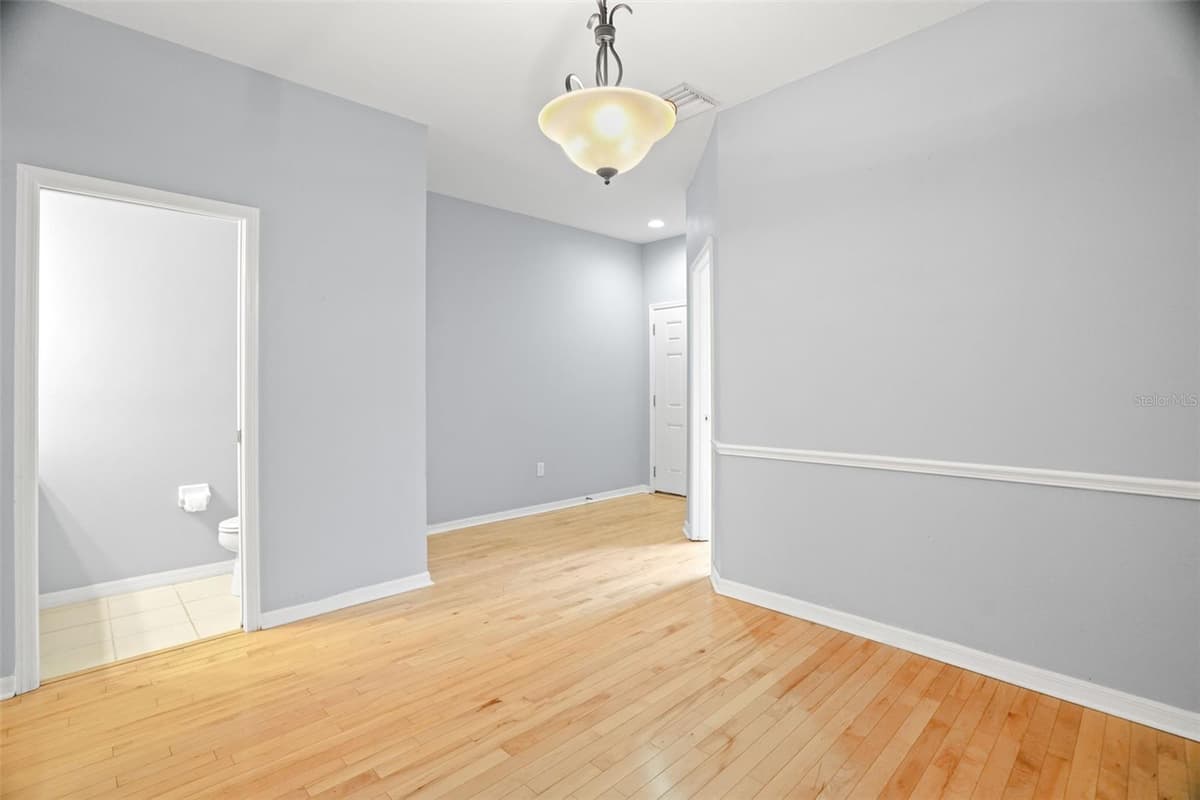 13137 KINGS CROSSING DRIVE — photo 6 of 48