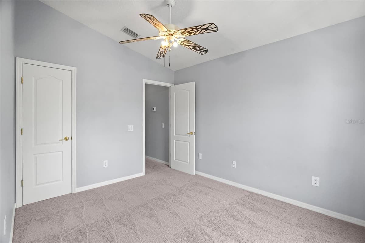 13137 KINGS CROSSING DRIVE — photo 36 of 48