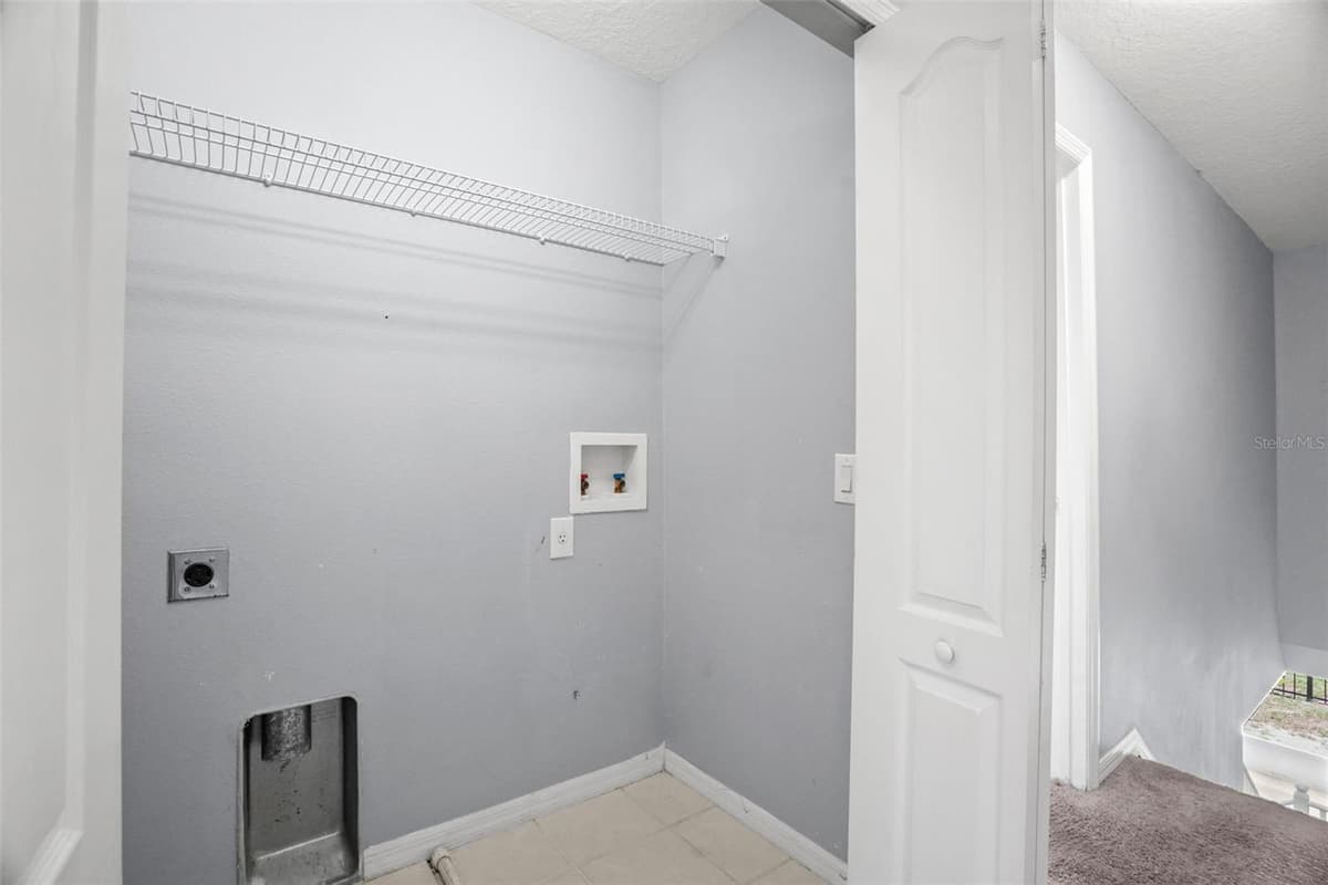 13137 KINGS CROSSING DRIVE — photo 38 of 48