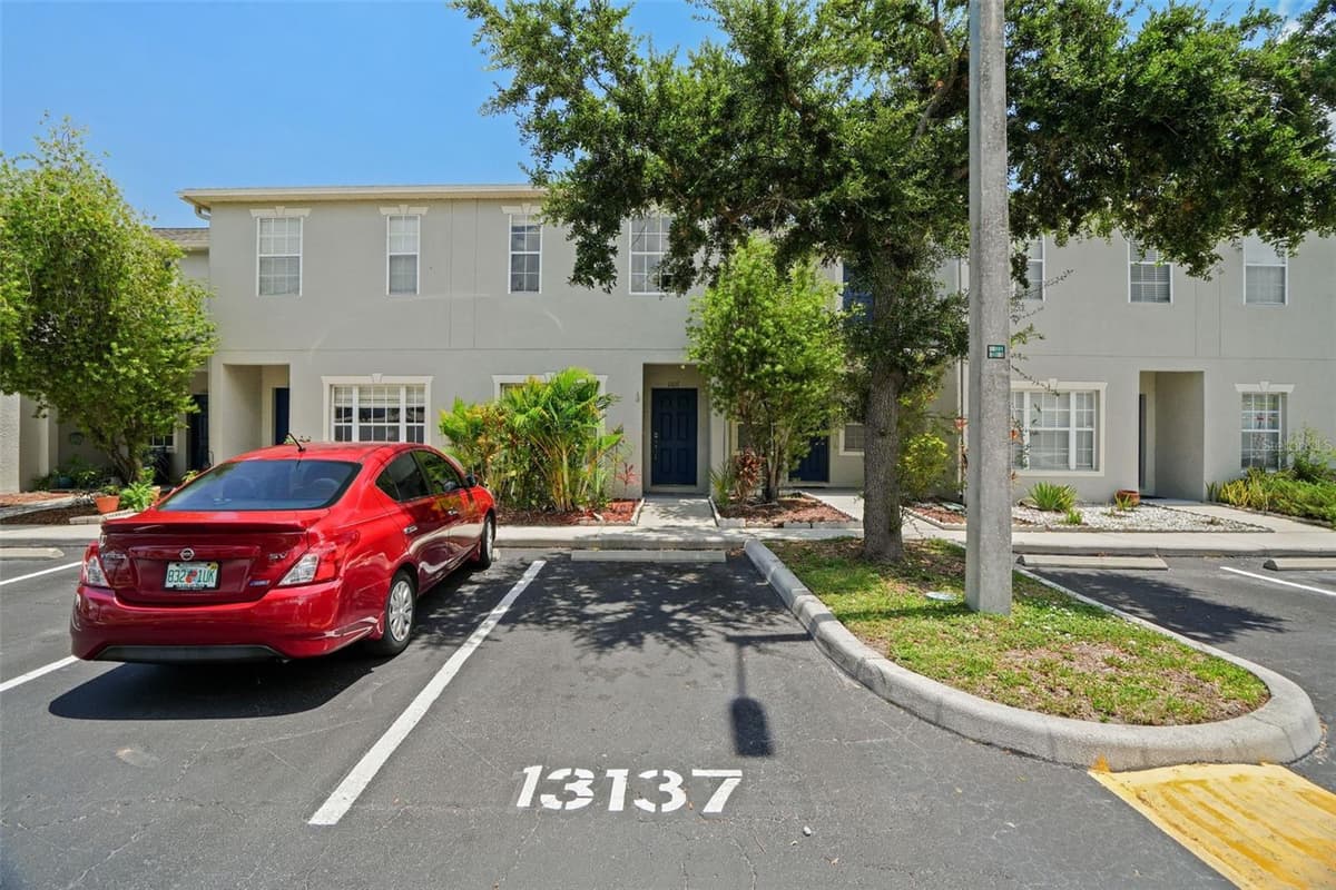 13137 KINGS CROSSING DRIVE — photo 43 of 48