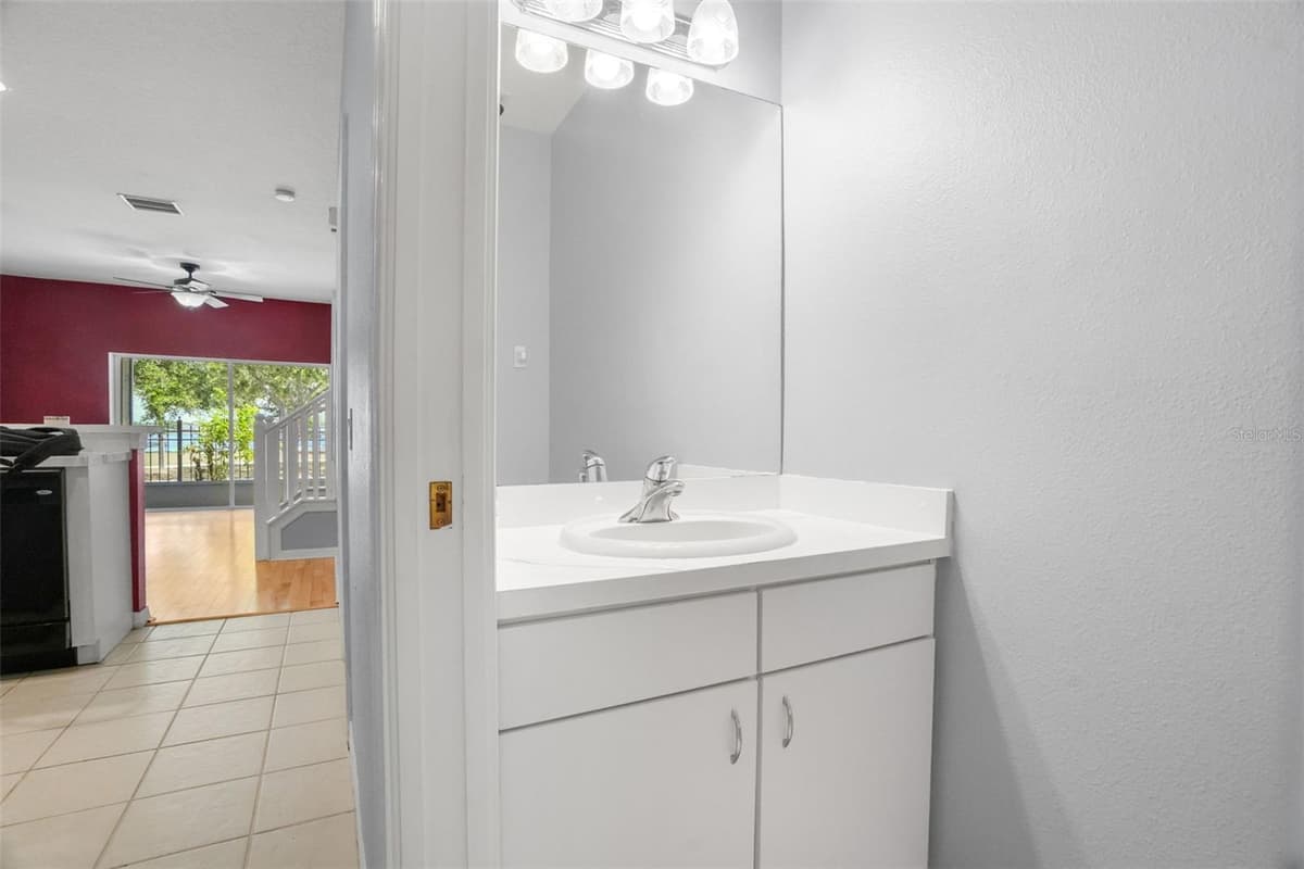 13137 KINGS CROSSING DRIVE — photo 19 of 48