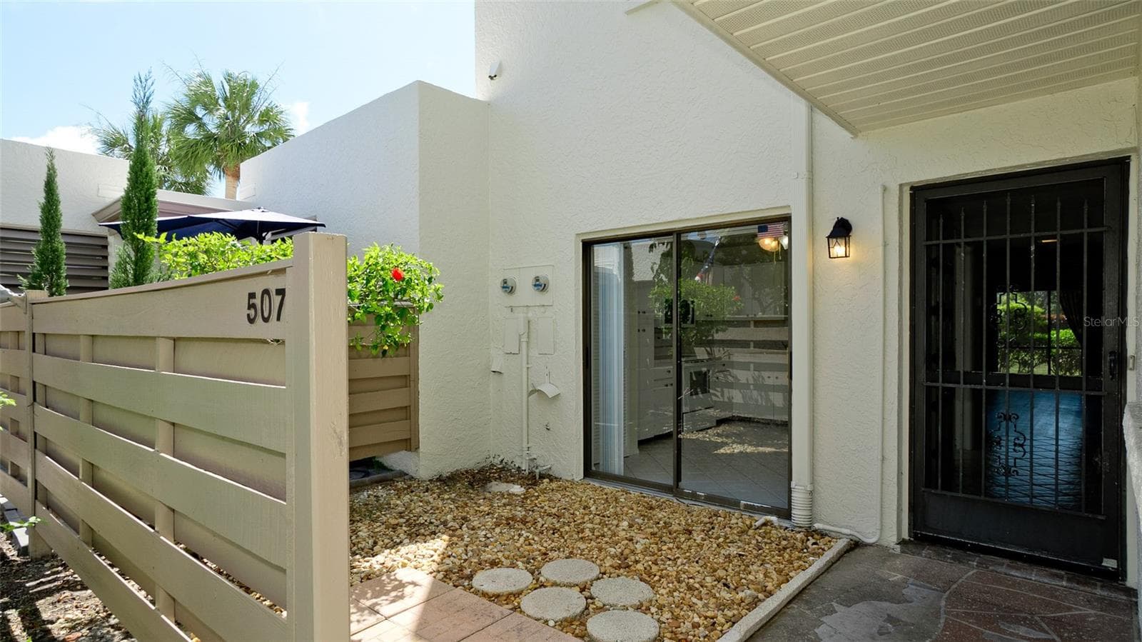 507 LAKESIDE DRIVE — photo 5 of 68