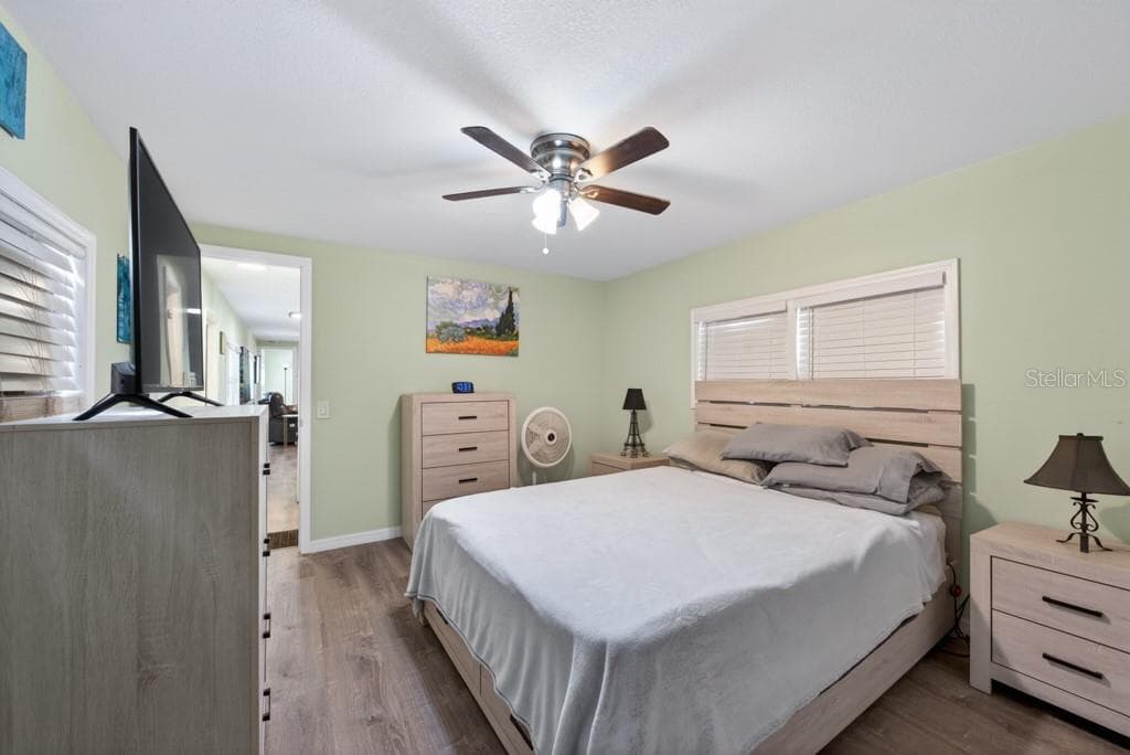 3527 TIKI DRIVE — photo 21 of 52