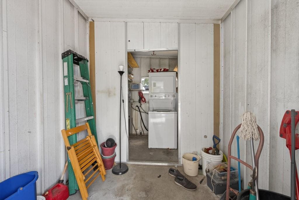 3527 TIKI DRIVE — photo 32 of 52