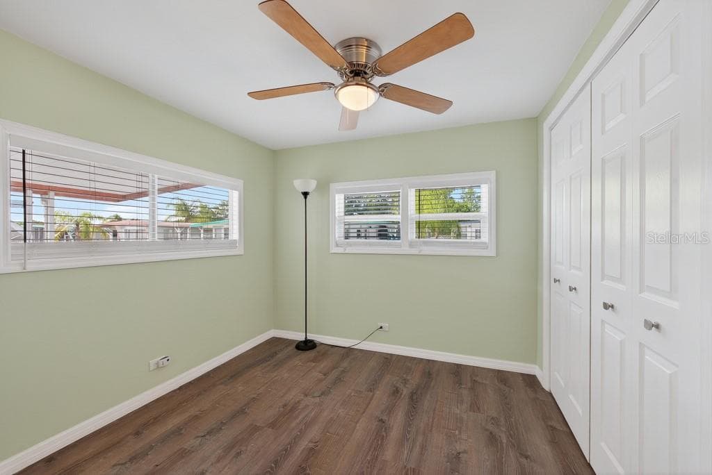 3527 TIKI DRIVE — photo 28 of 52