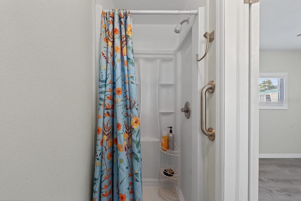 3527 TIKI DRIVE — photo 30 of 52