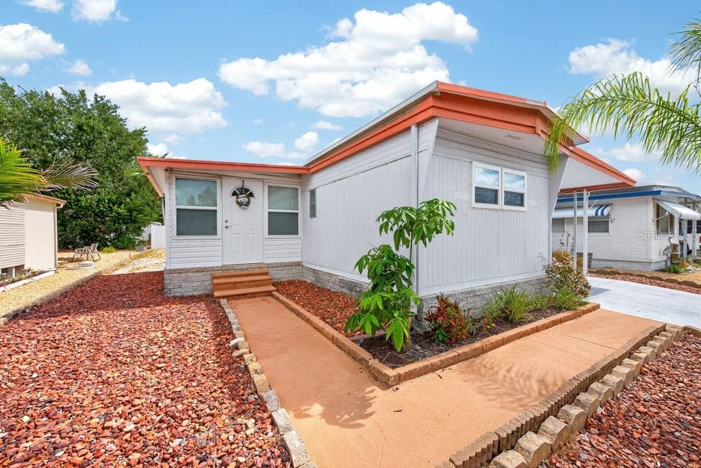 3527 TIKI DRIVE — photo 2 of 52
