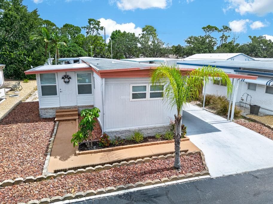 3527 TIKI DRIVE — photo 42 of 52