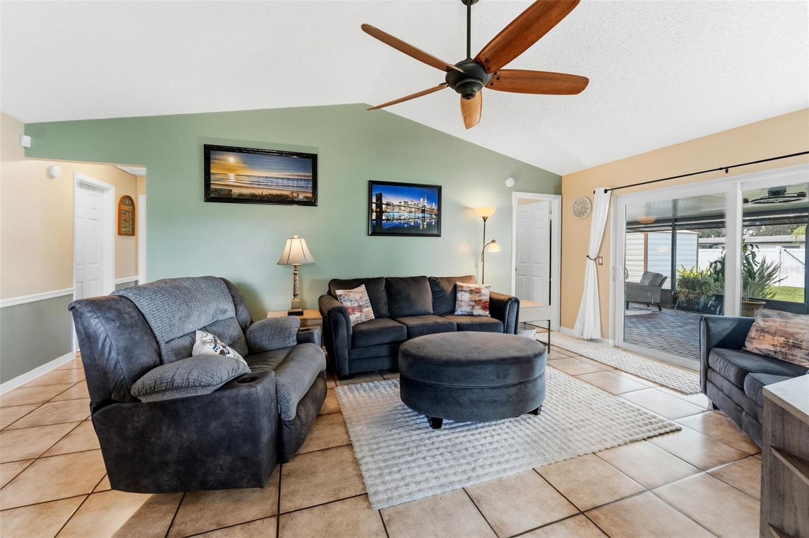 1210 WINDHORST RIDGE DRIVE — photo 3 of 36