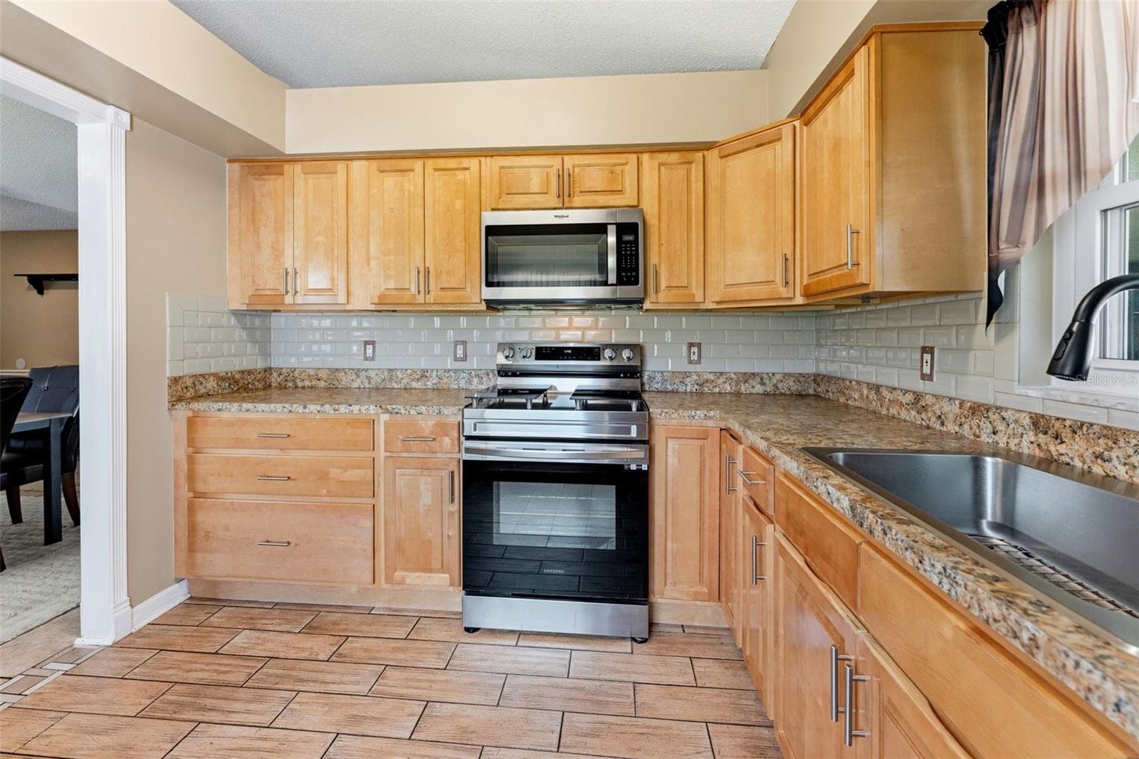 1210 WINDHORST RIDGE DRIVE — photo 6 of 36