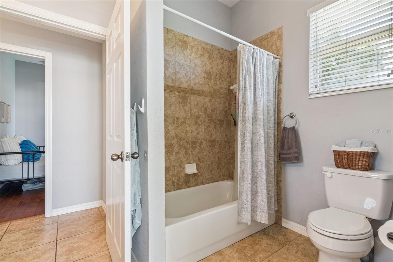 6322 ROLDEN COURT — photo 30 of 49