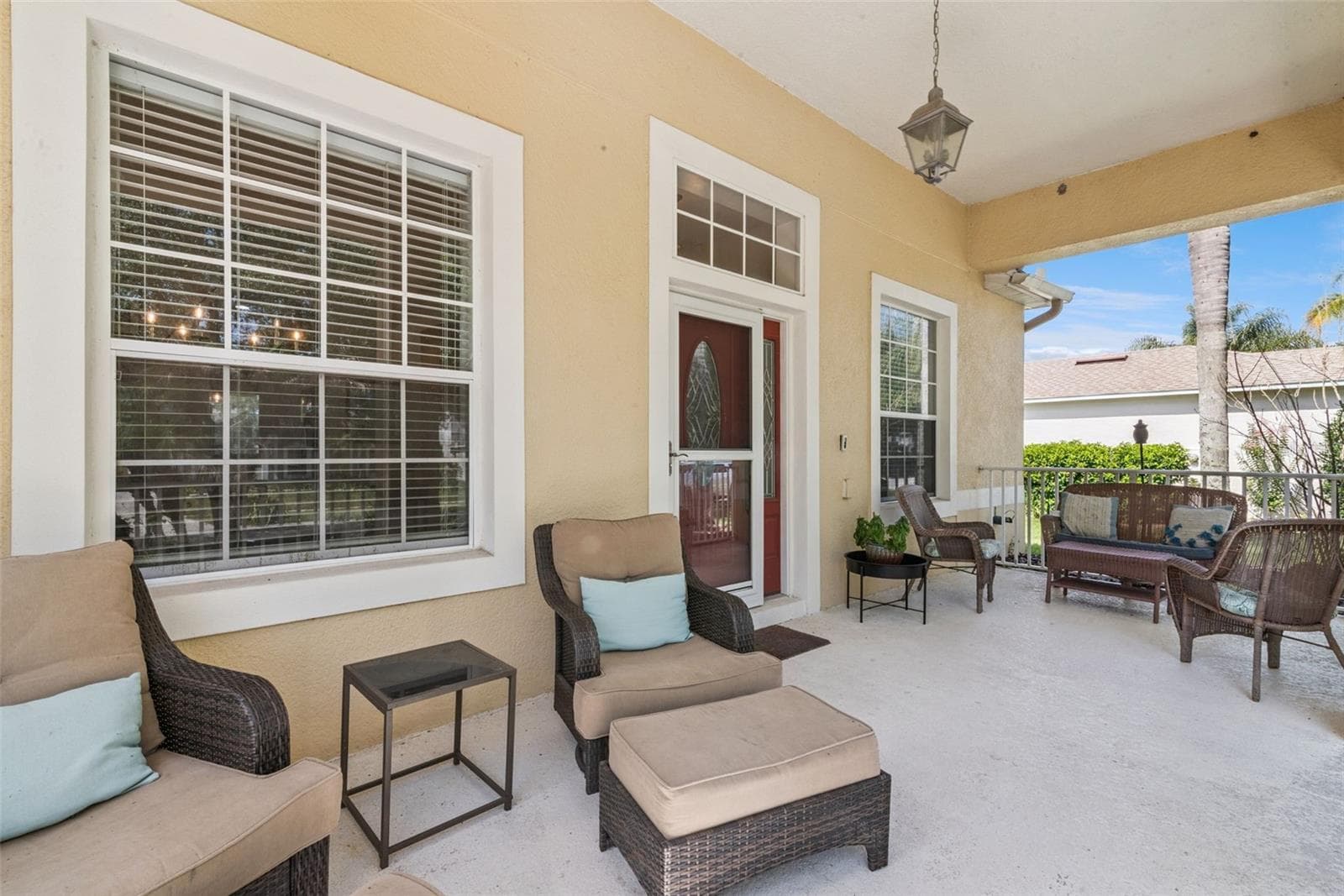 6322 ROLDEN COURT — photo 3 of 49