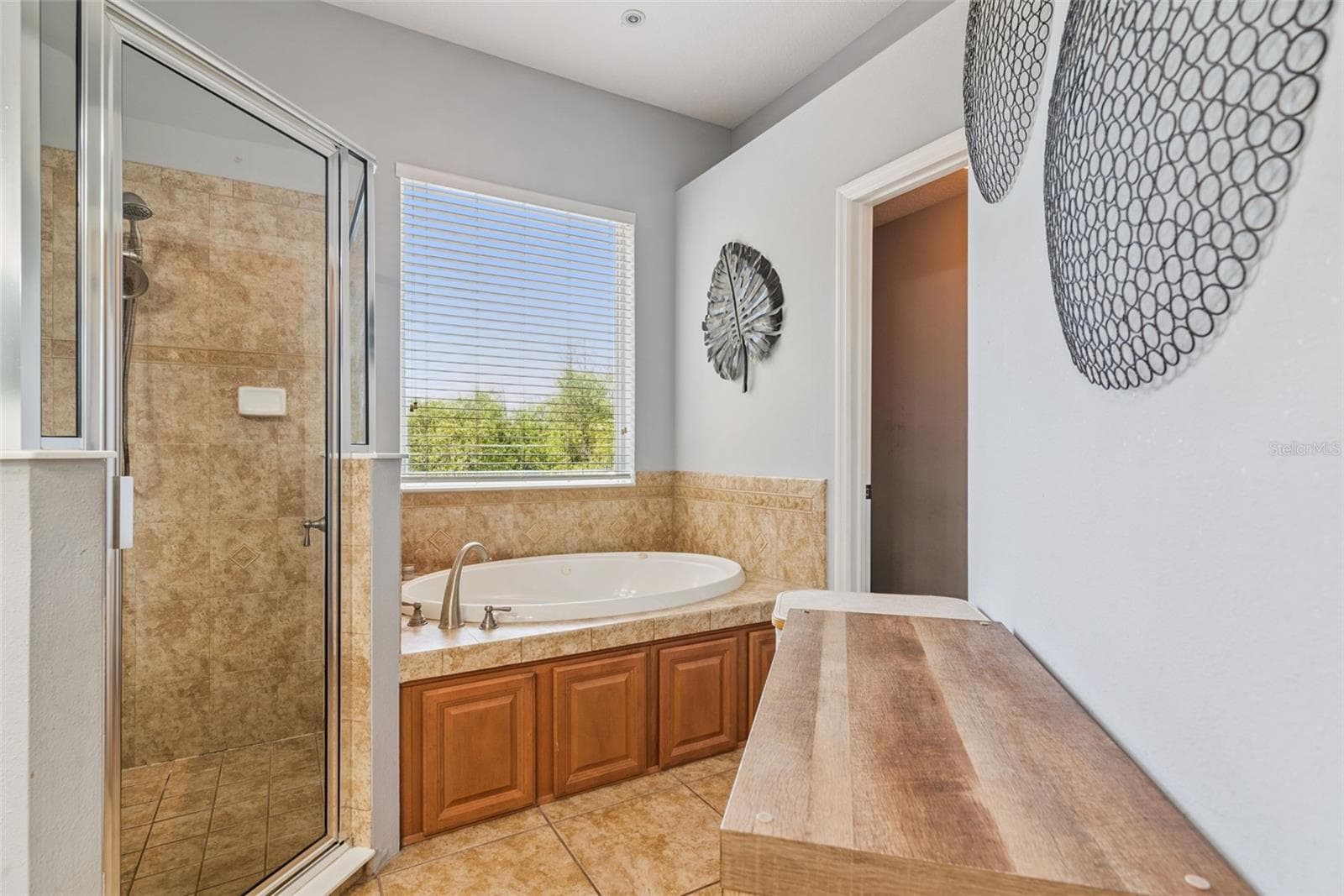 6322 ROLDEN COURT — photo 28 of 49