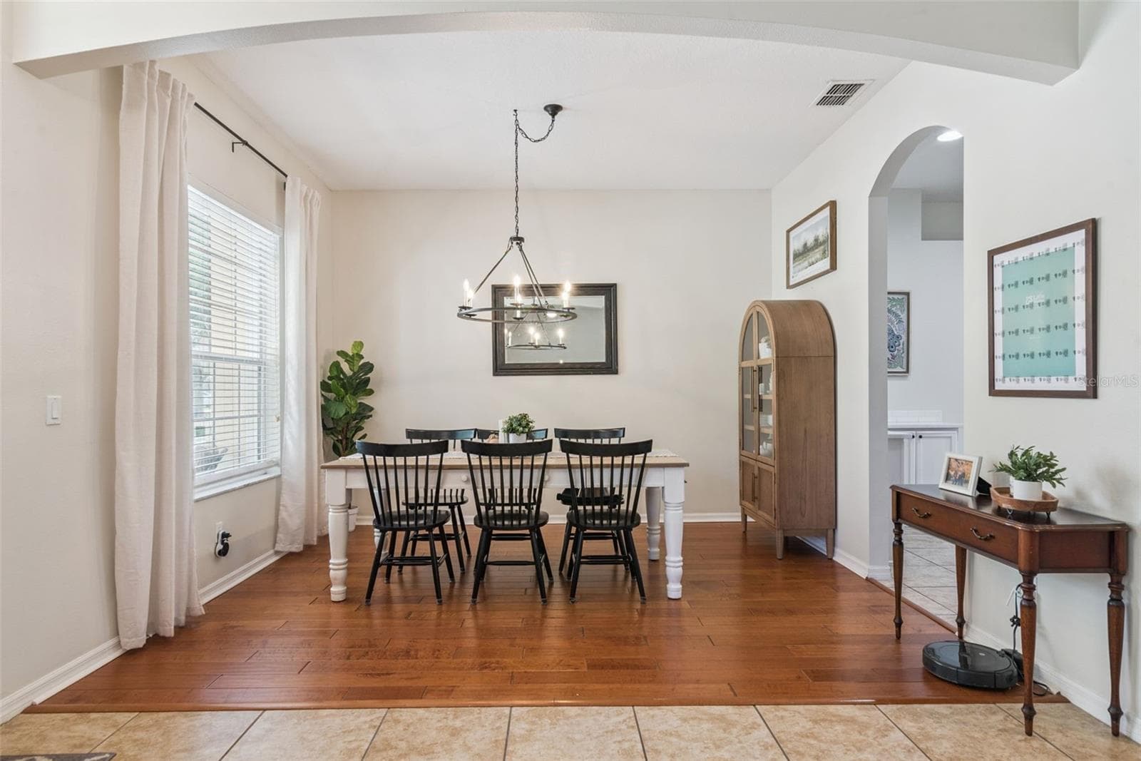 6322 ROLDEN COURT — photo 7 of 49