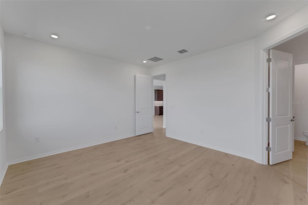16938 SQUIRREL BRANCH LANE — photo 33 of 44