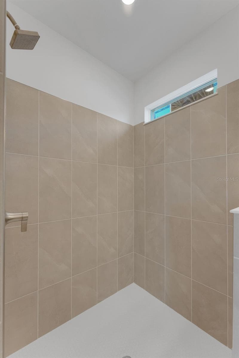 16938 SQUIRREL BRANCH LANE — photo 38 of 44