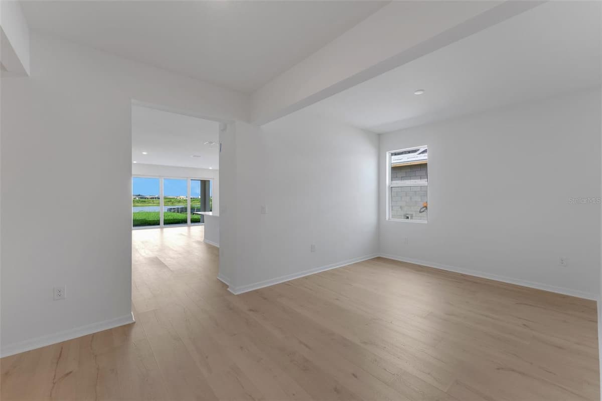 16938 SQUIRREL BRANCH LANE — photo 4 of 44