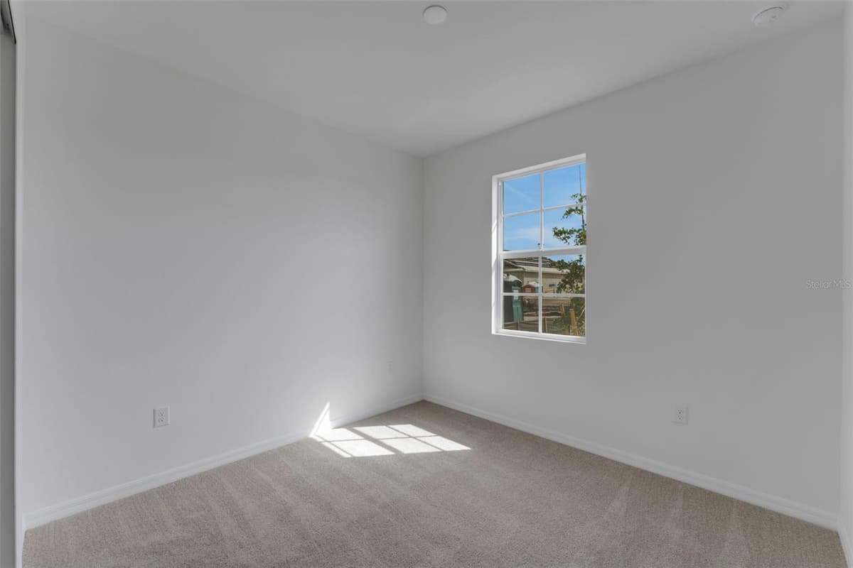 16938 SQUIRREL BRANCH LANE — photo 8 of 44