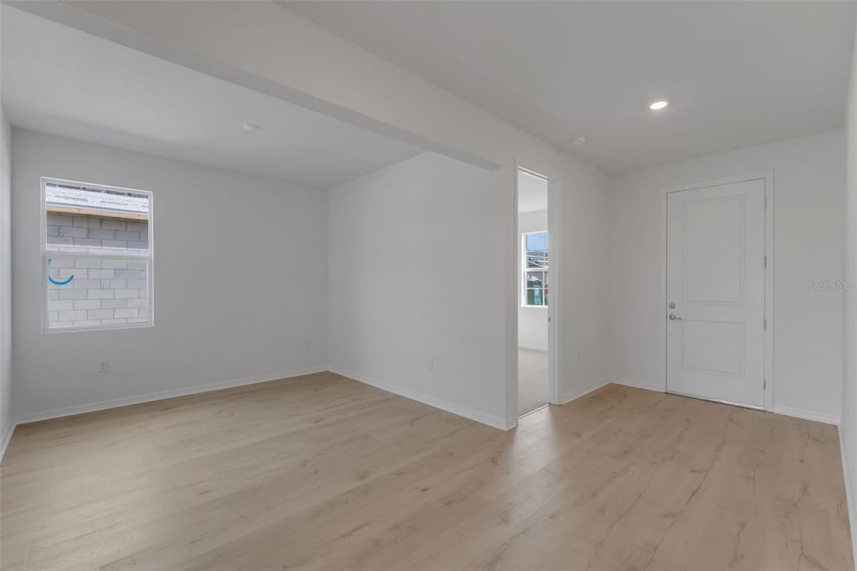 16938 SQUIRREL BRANCH LANE — photo 5 of 44