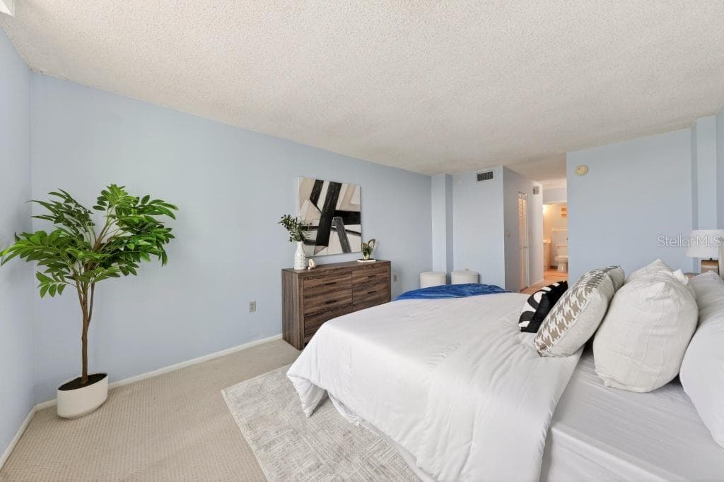 925 HALIFAX AVENUE — photo 36 of 77