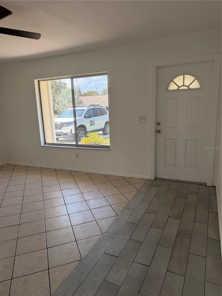 731 24TH STREET — photo 3 of 12