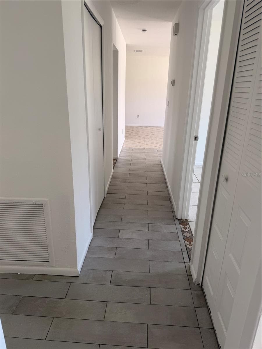 731 24TH STREET — photo 8 of 12
