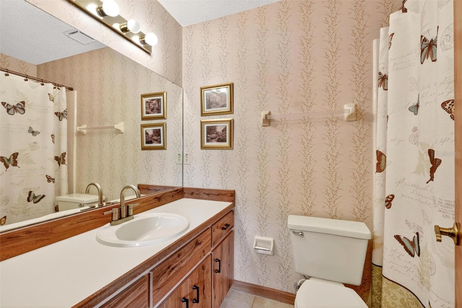 1047 SAMMS AVENUE — photo 44 of 51