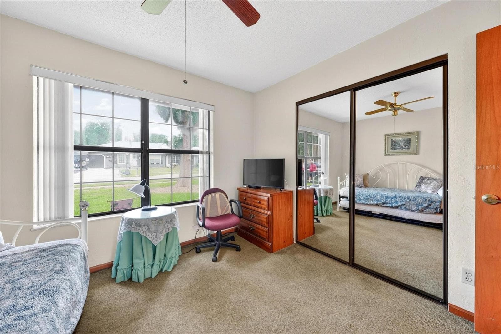 1047 SAMMS AVENUE — photo 42 of 51