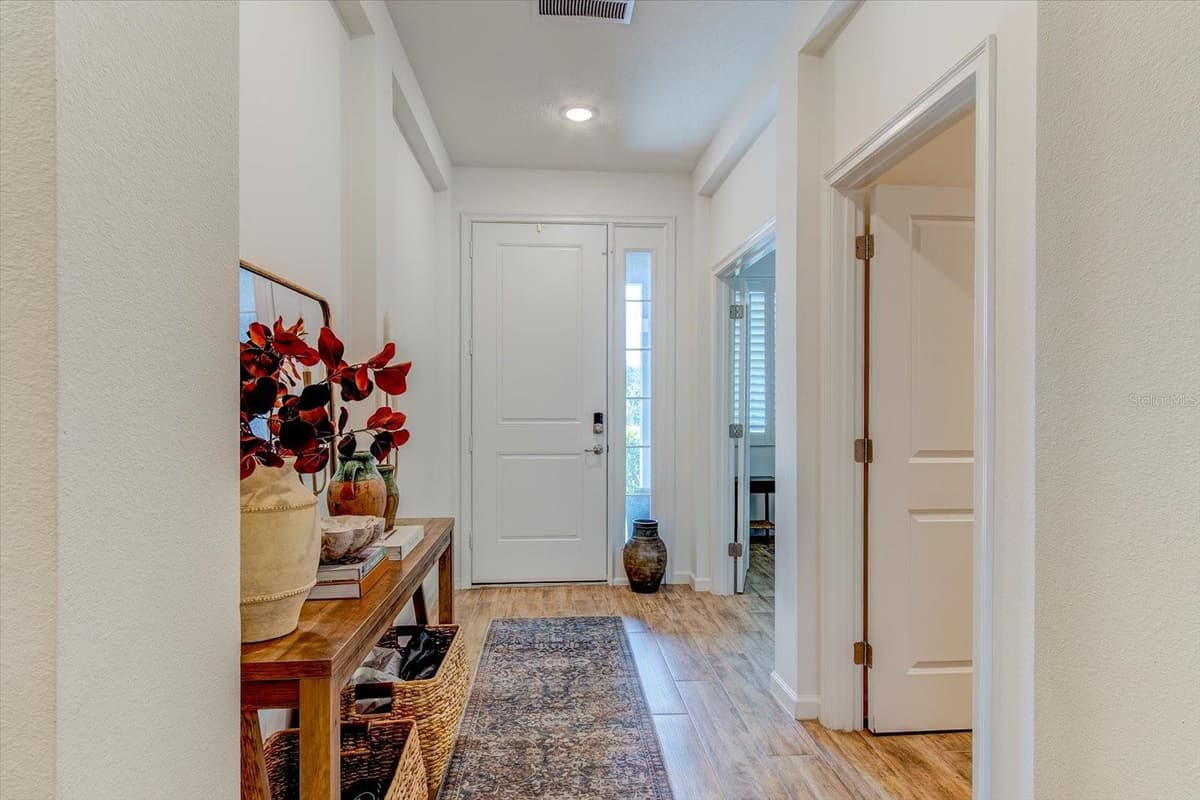 2403 NATOMA BOULEVARD — photo 5 of 38