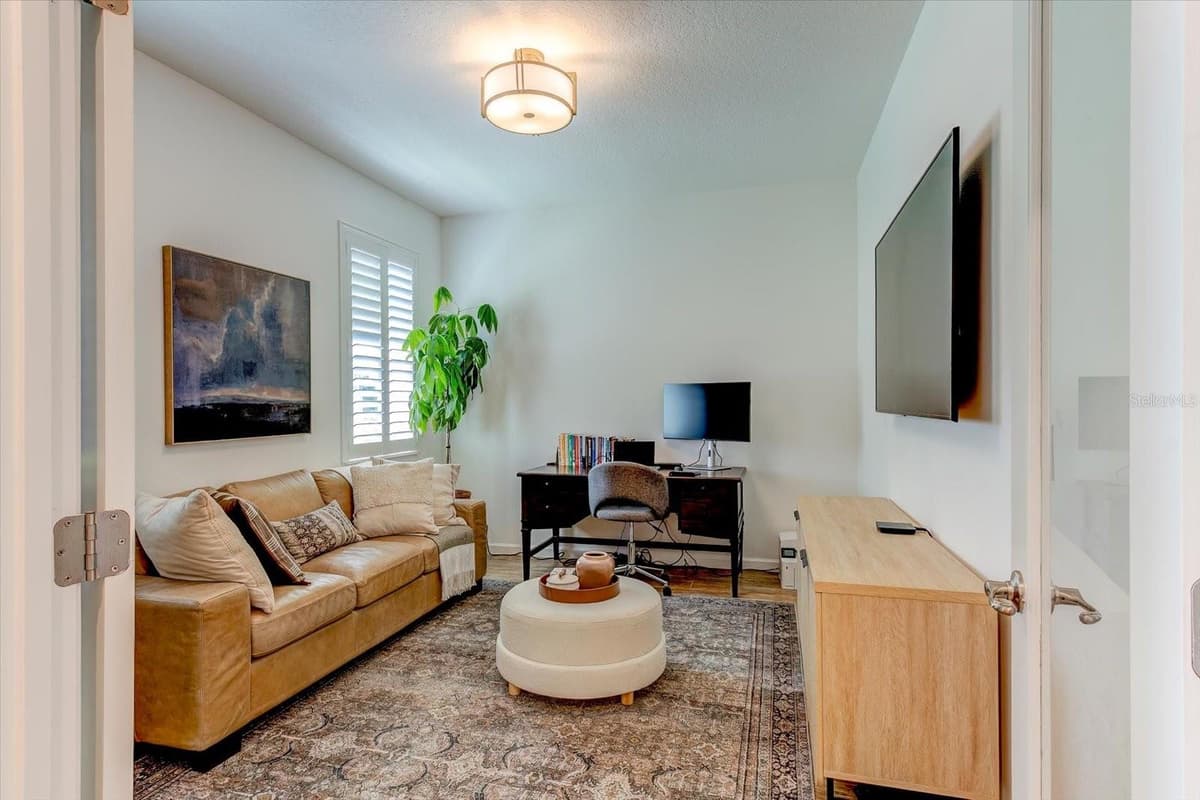 2403 NATOMA BOULEVARD — photo 6 of 38