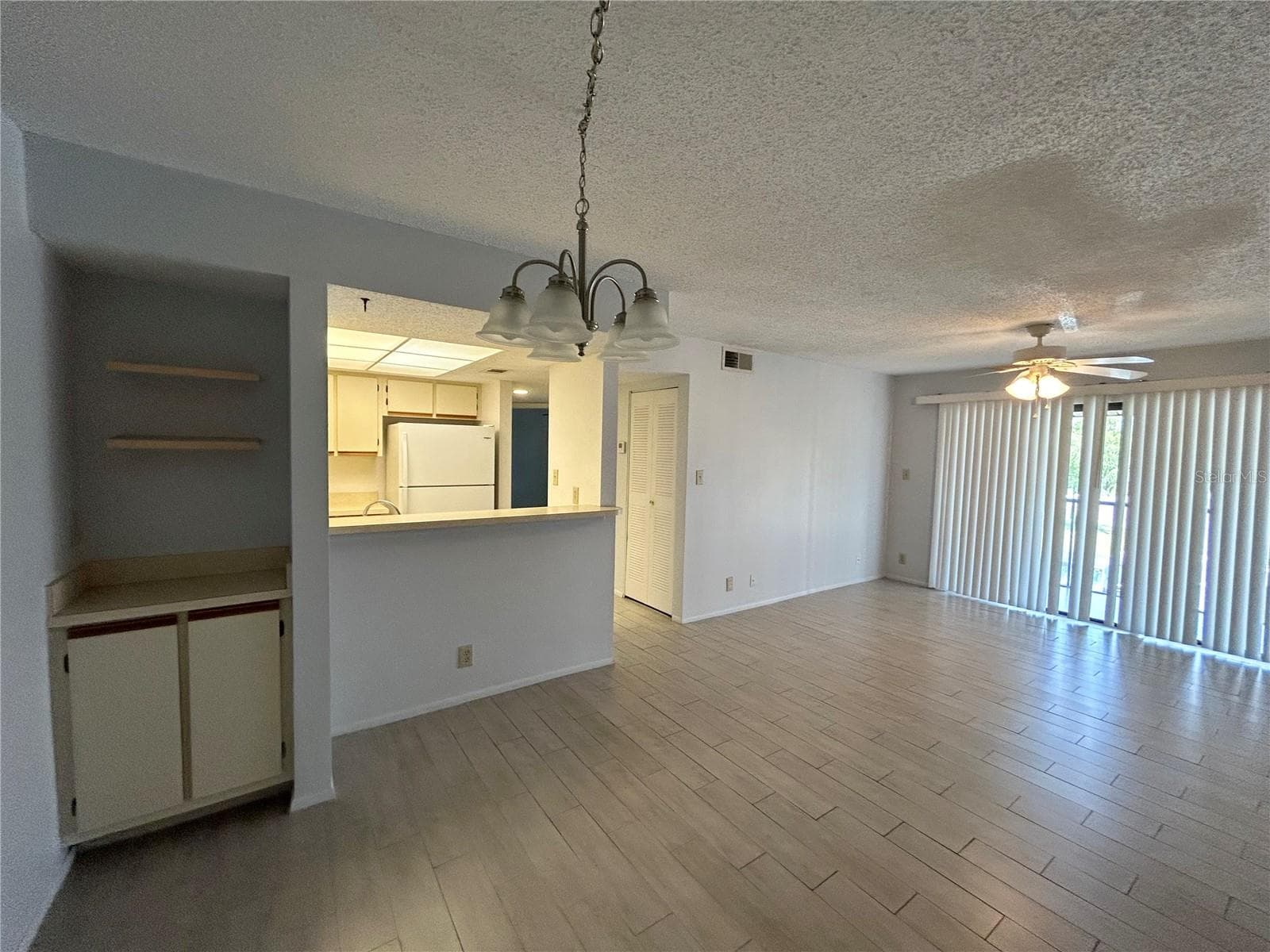 19505 QUESADA AVENUE — photo 11 of 47