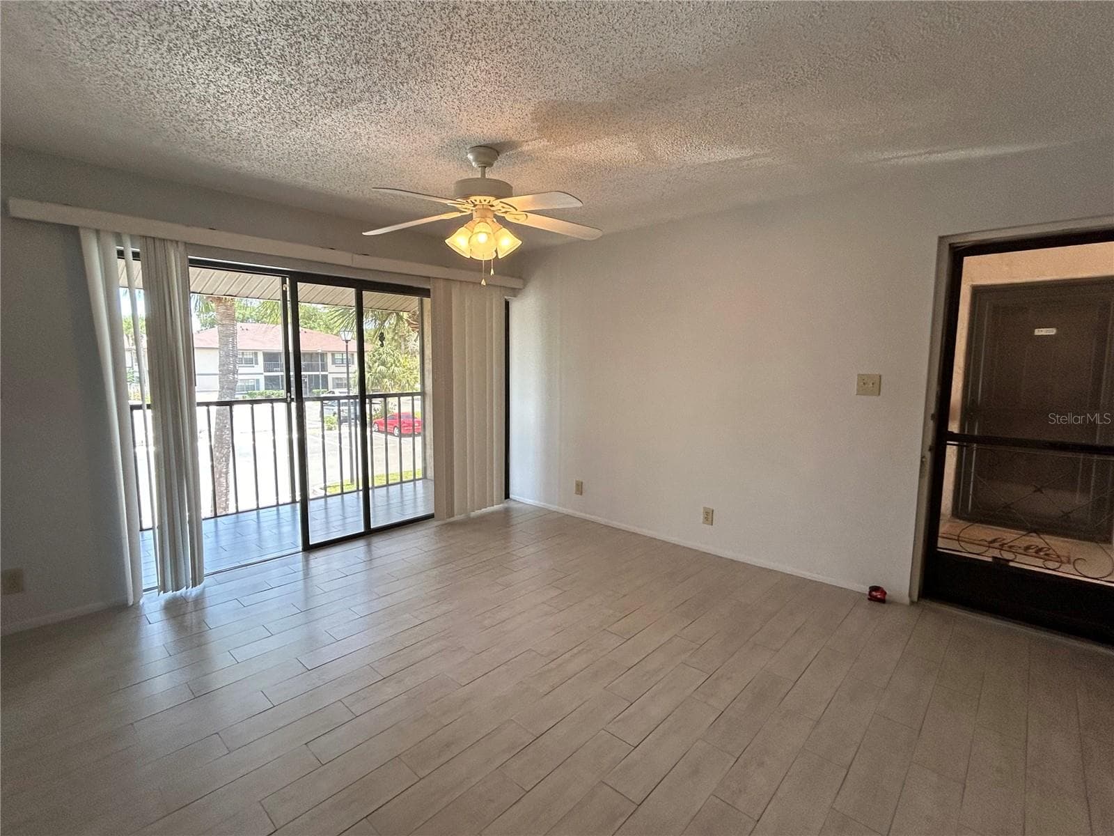 19505 QUESADA AVENUE — photo 8 of 47