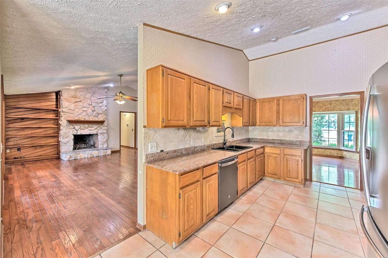 2102 WHITLOCK PLACE — photo 13 of 45
