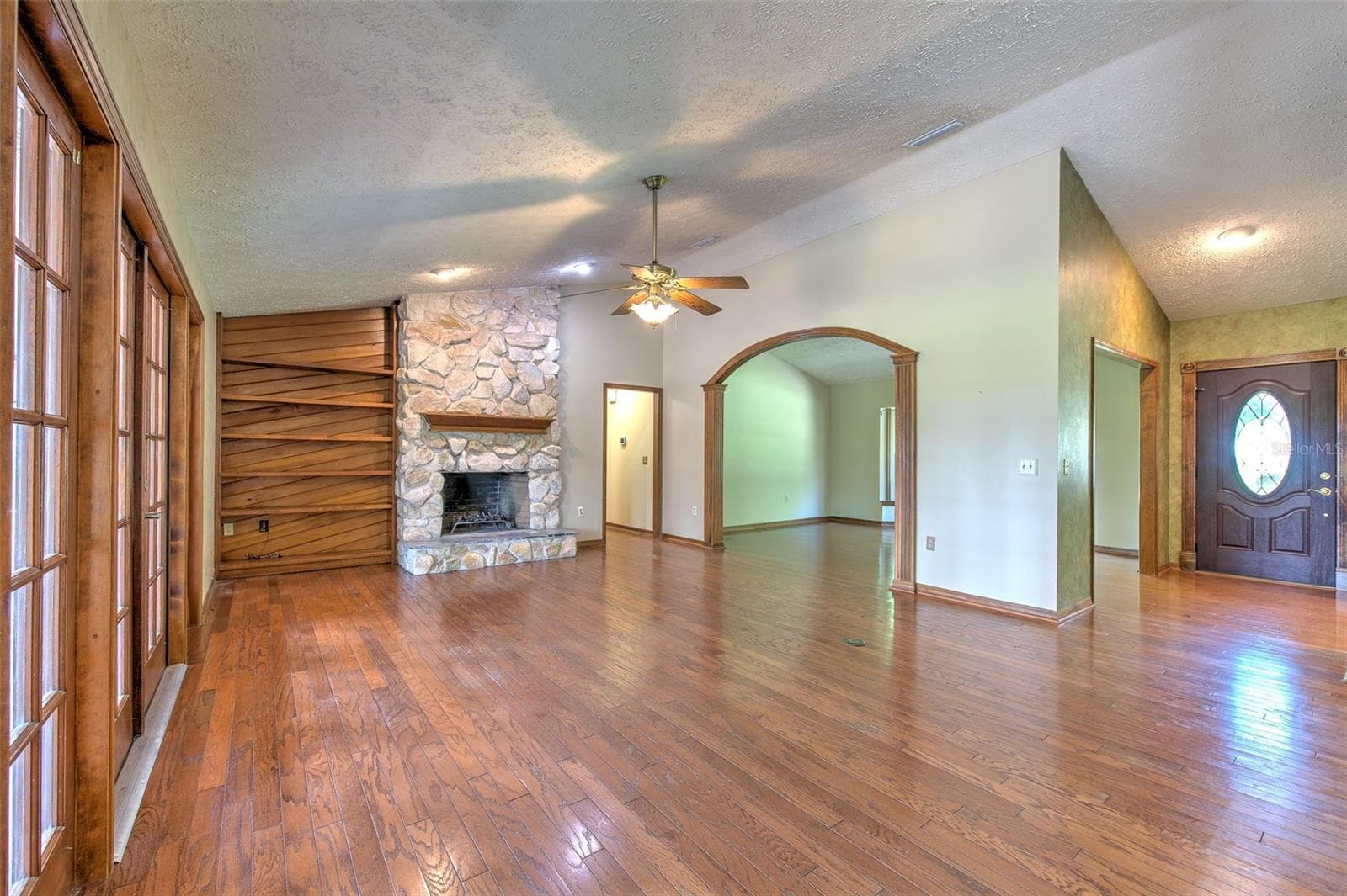 2102 WHITLOCK PLACE — photo 10 of 45