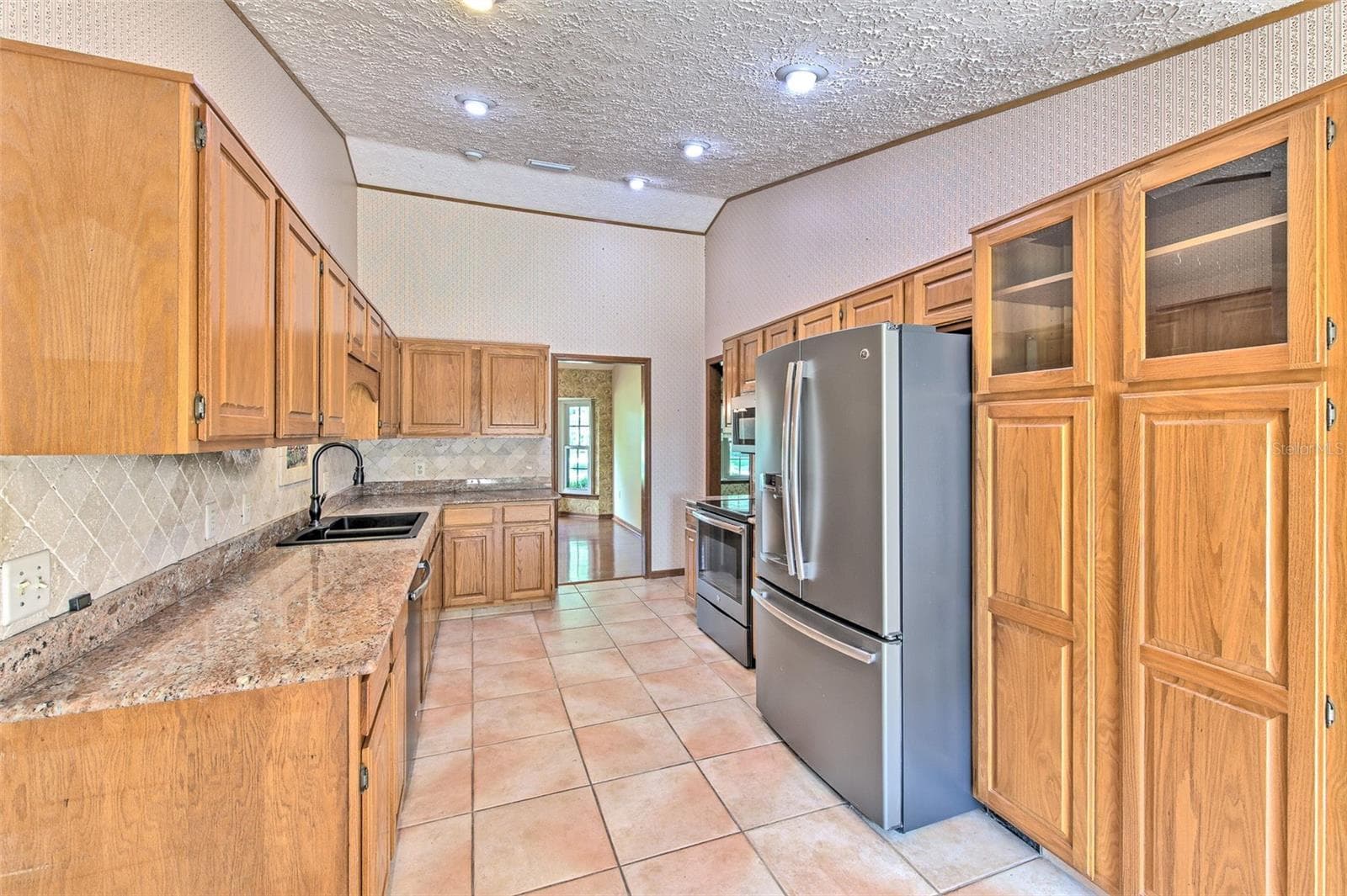 2102 WHITLOCK PLACE — photo 12 of 45