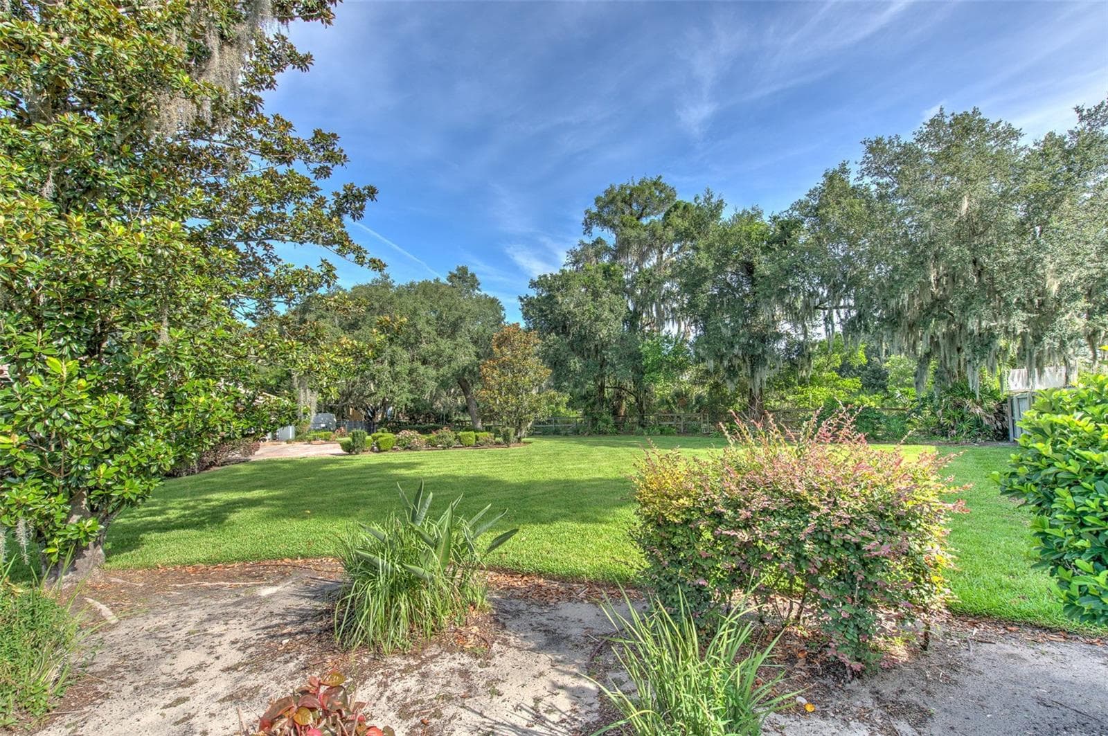 2102 WHITLOCK PLACE — photo 37 of 45
