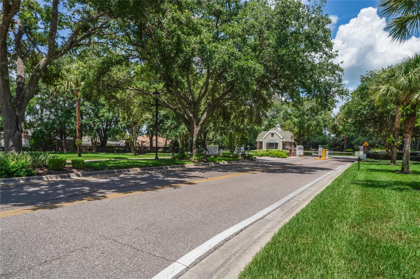 14443 MIDDLE FAIRWAY DRIVE — photo 62 of 85