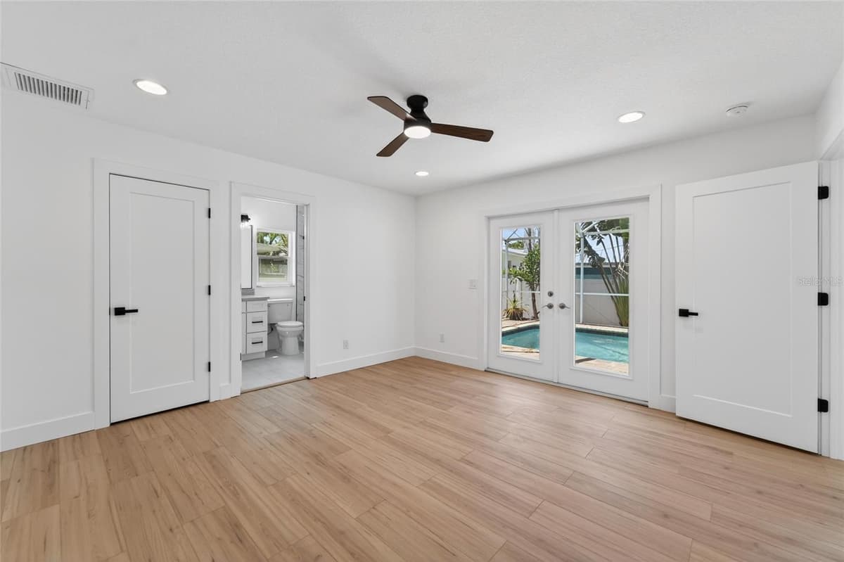 4810 DEL RIO WAY — photo 34 of 64