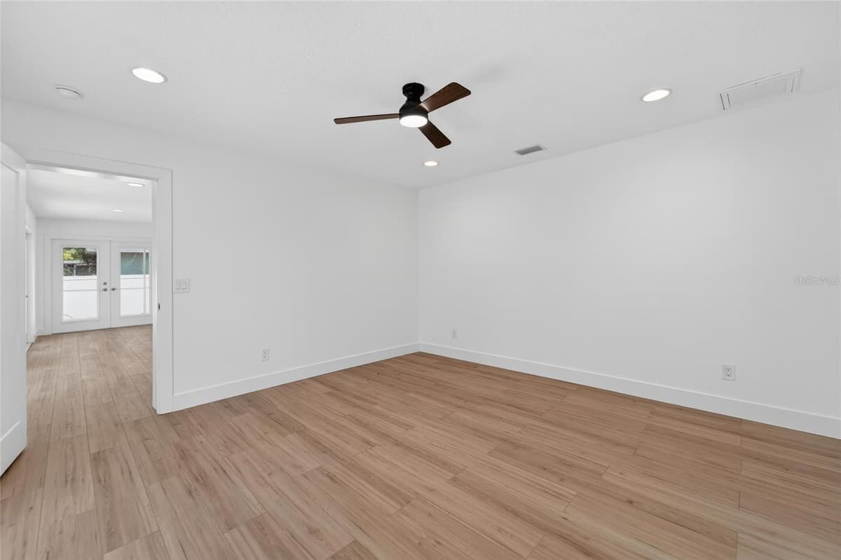 4810 DEL RIO WAY — photo 31 of 64