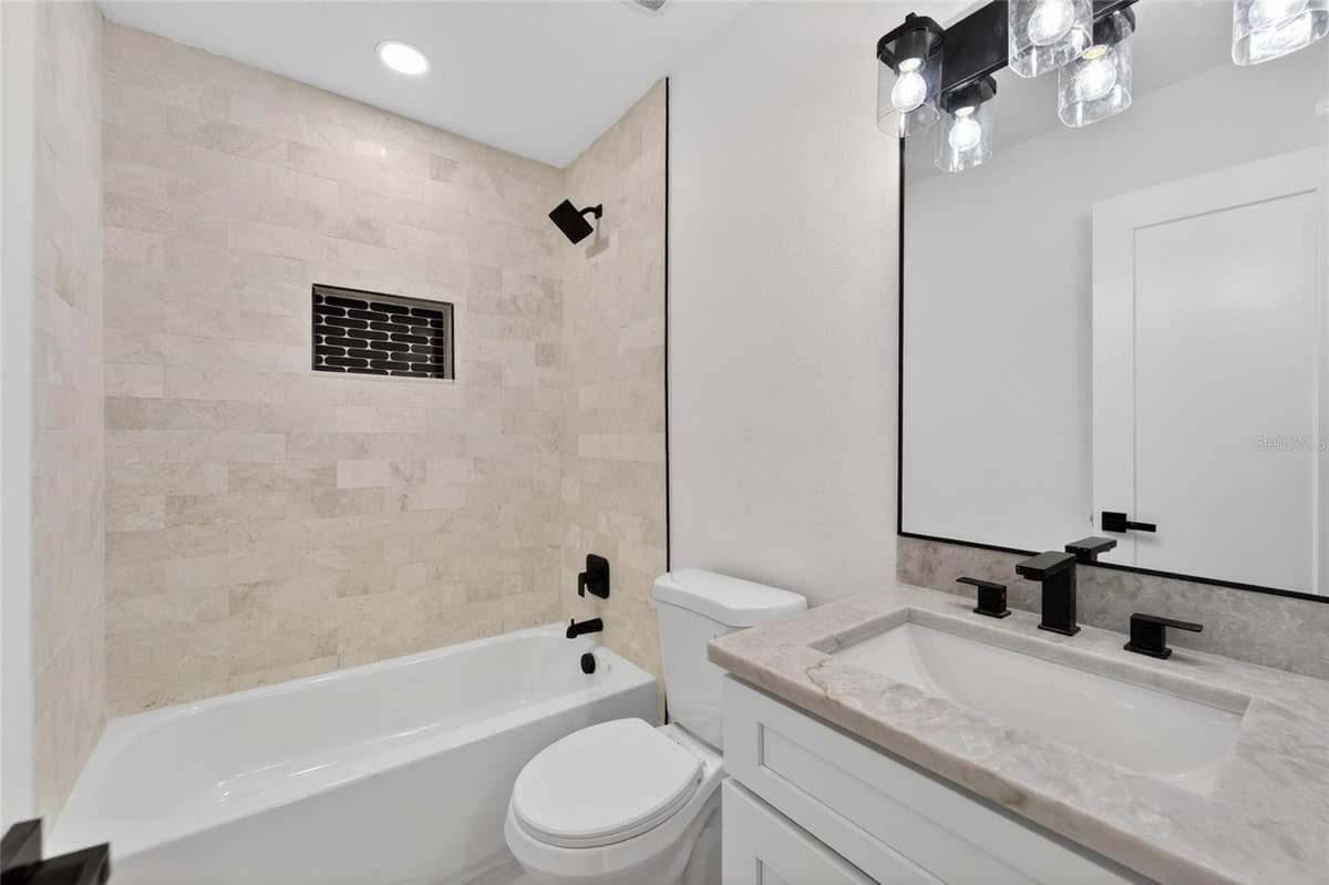 4810 DEL RIO WAY — photo 17 of 64