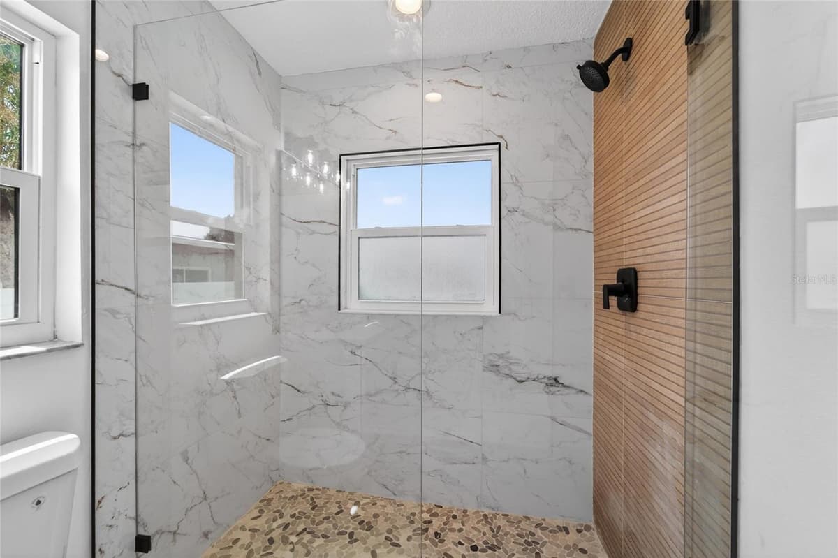 4810 DEL RIO WAY — photo 37 of 64