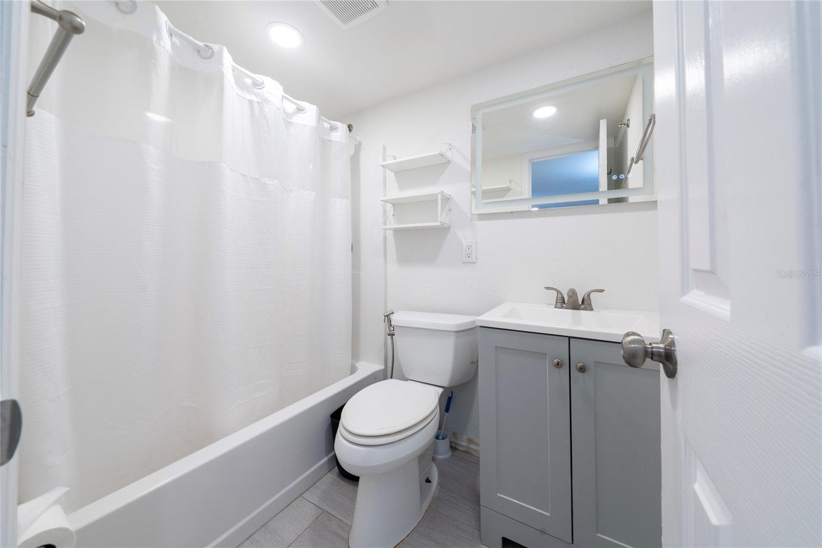 357 RIDGEWOOD STREET — photo 33 of 36