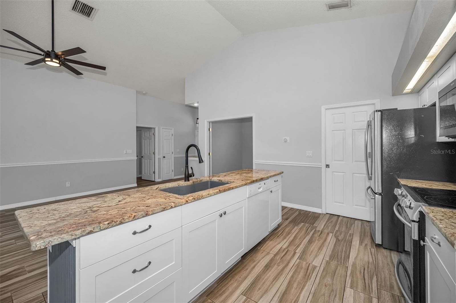 802 ANCHORS WAY — photo 20 of 62