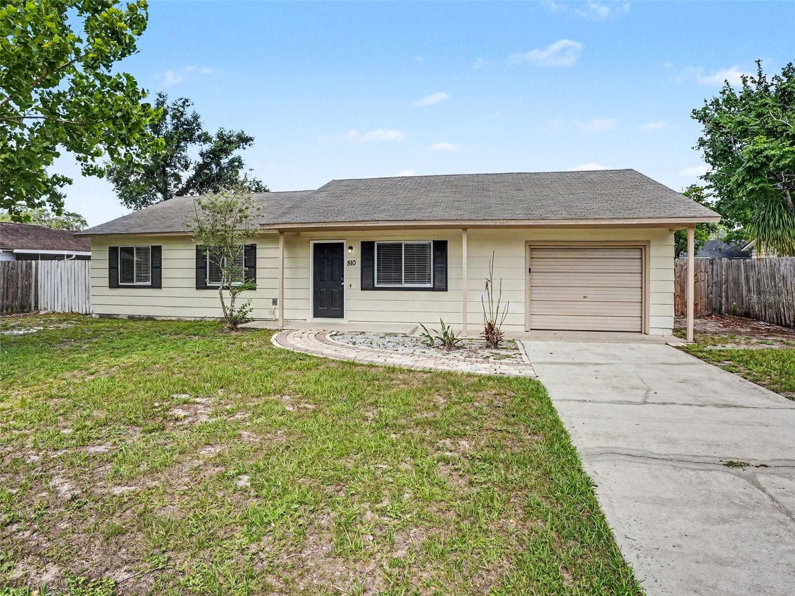 510 MOONBEAM ROAD — photo 1 of 16