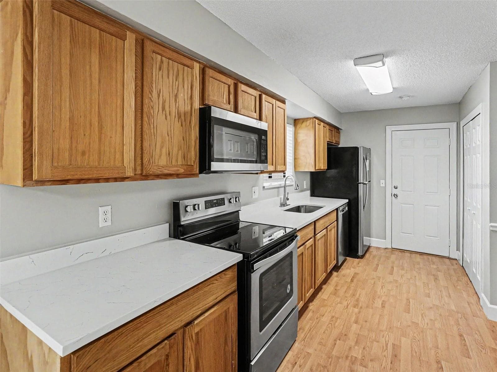 510 MOONBEAM ROAD — photo 6 of 16