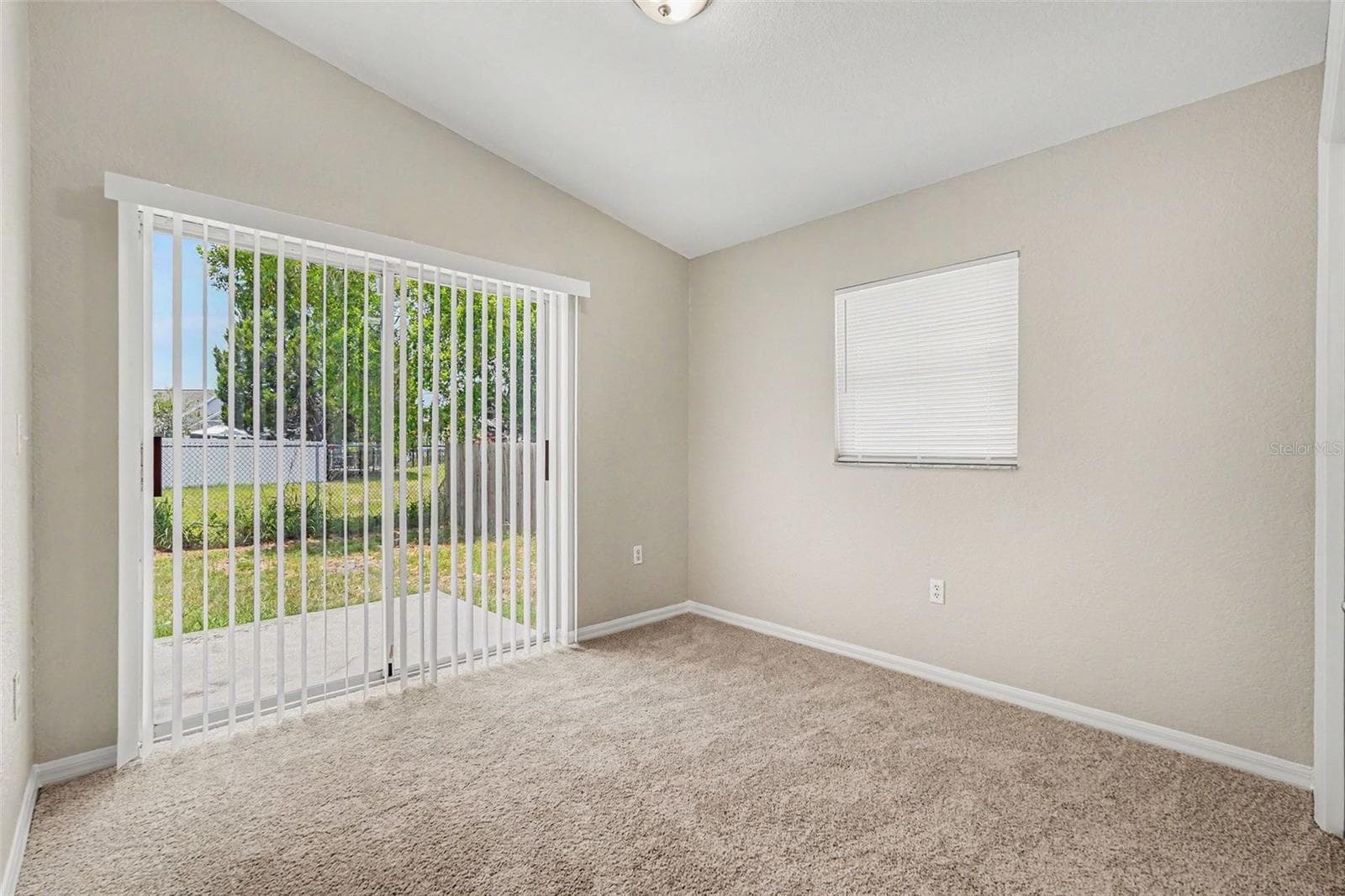 23110 DOVER DRIVE — photo 10 of 18