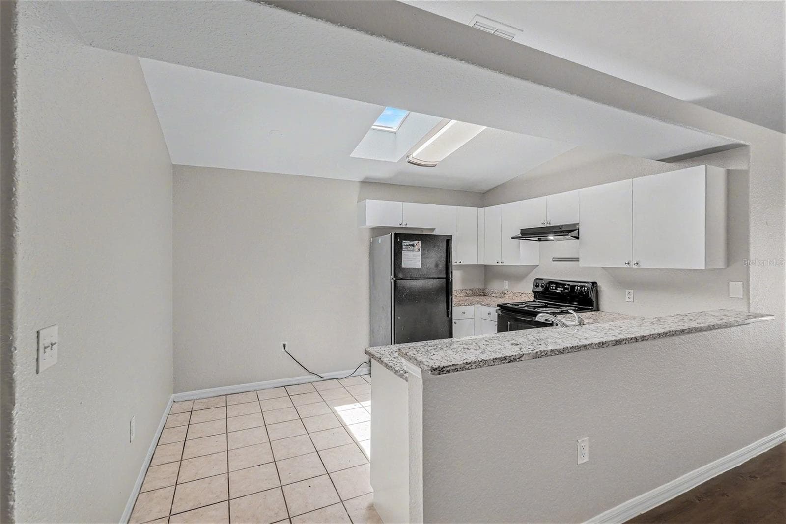 23110 DOVER DRIVE — photo 6 of 18