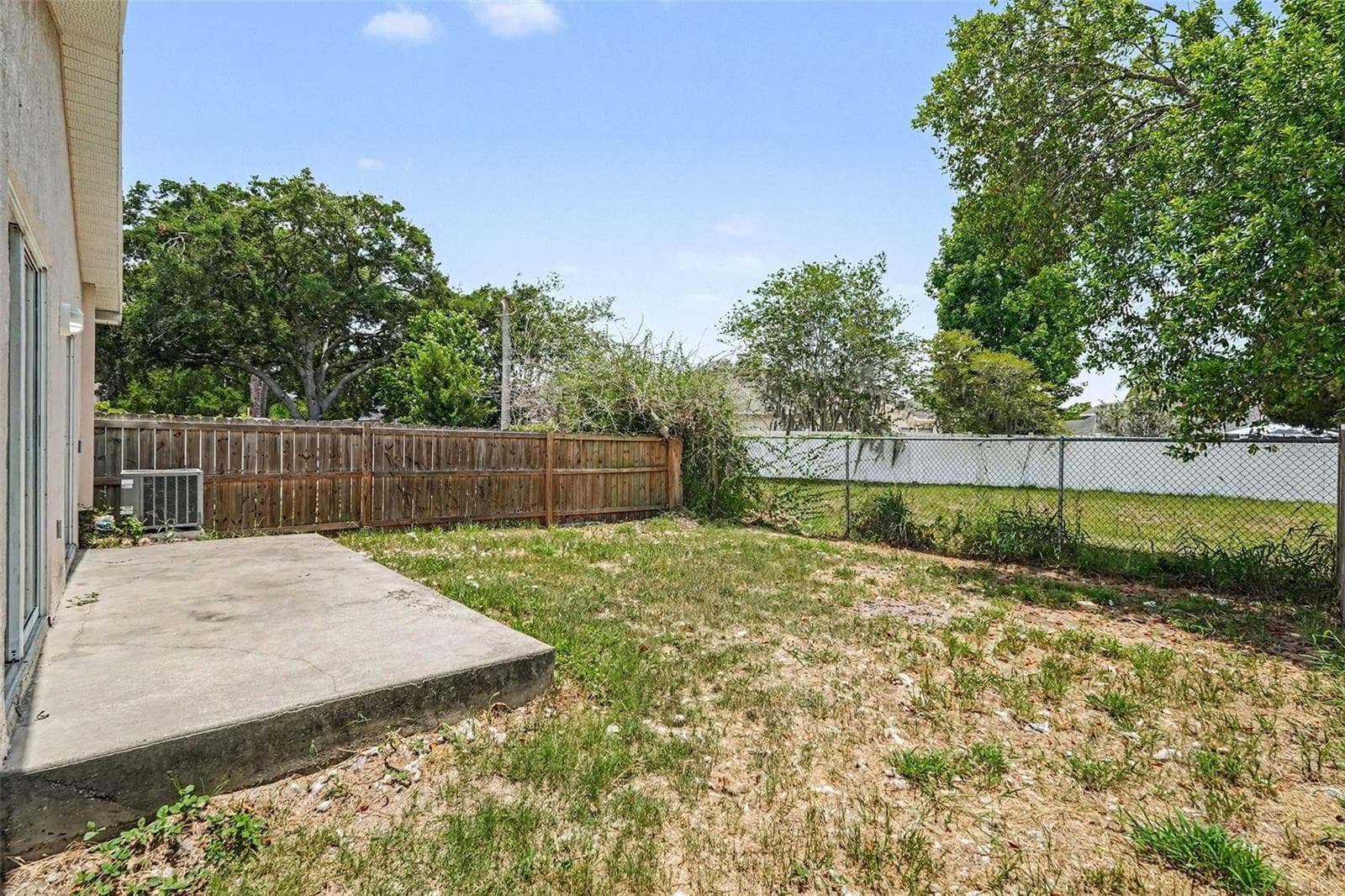 23110 DOVER DRIVE — photo 17 of 18