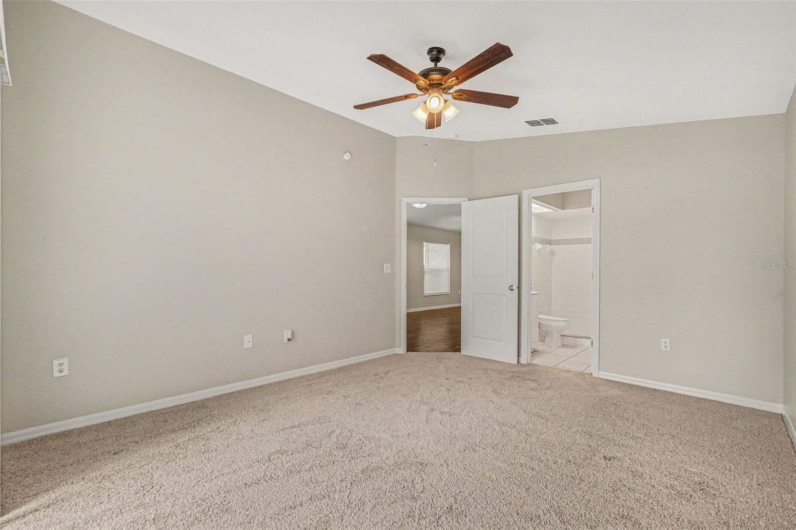 23110 DOVER DRIVE — photo 11 of 18