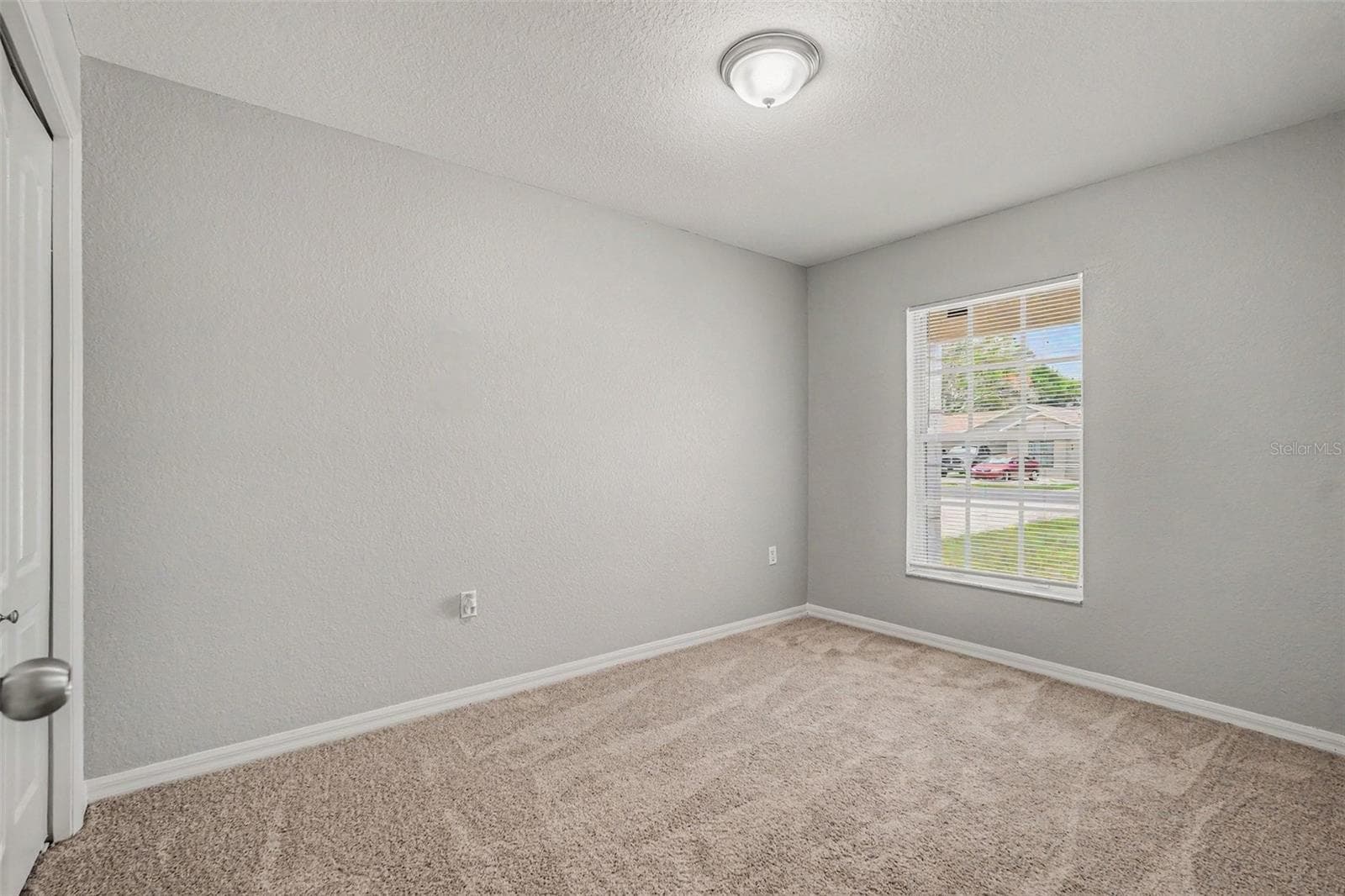 23110 DOVER DRIVE — photo 13 of 18